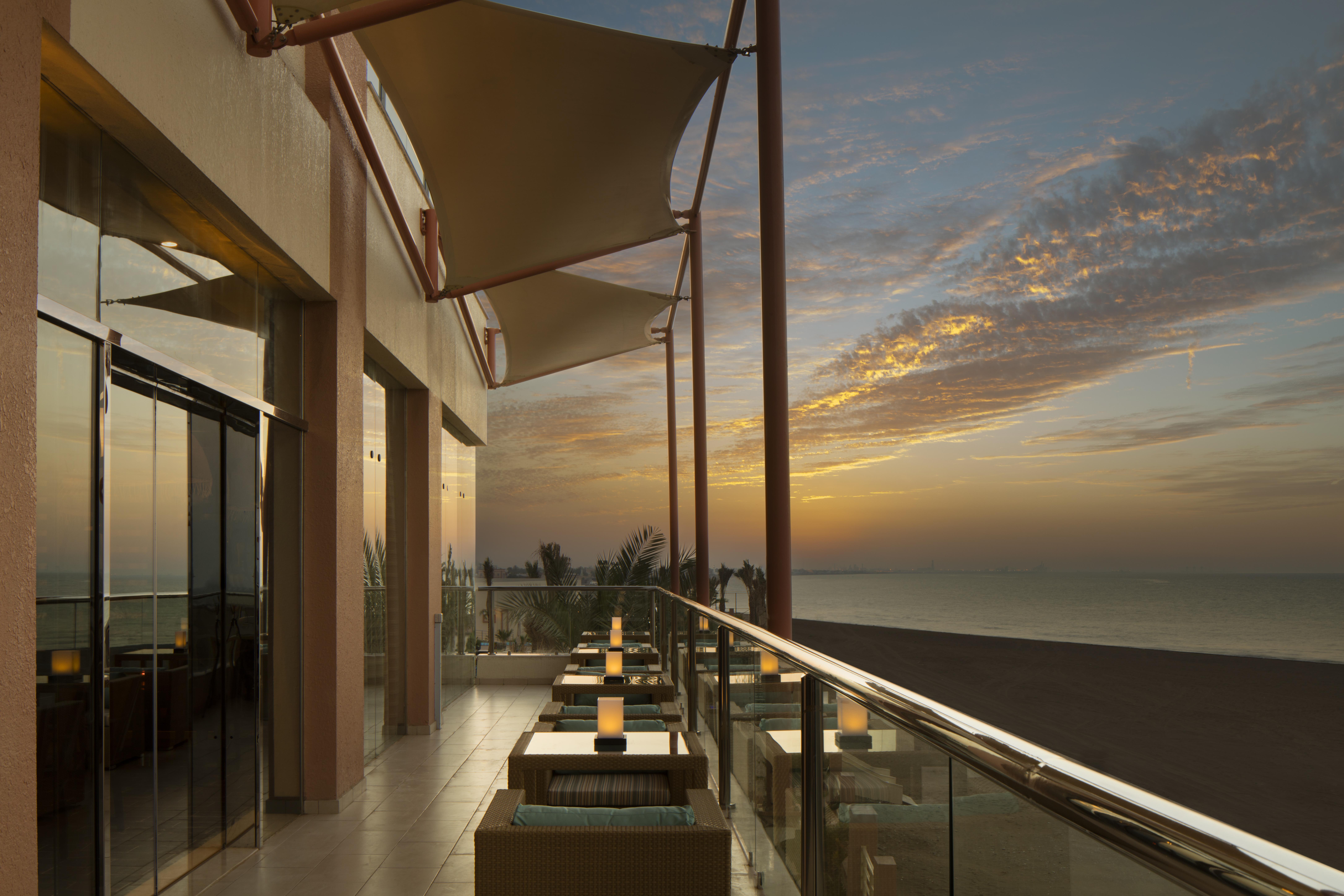 Radisson Blu Hotel & Resort, Sohar Εξωτερικό φωτογραφία The View