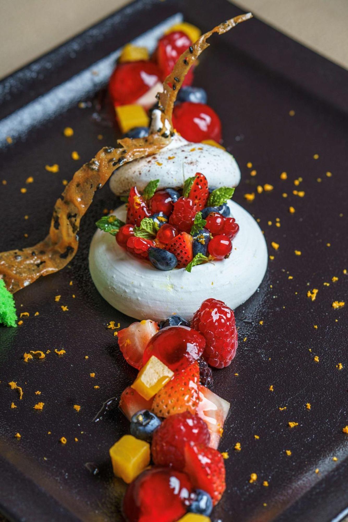 Radisson Blu Hotel & Resort, Sohar Εξωτερικό φωτογραφία A fruit salad