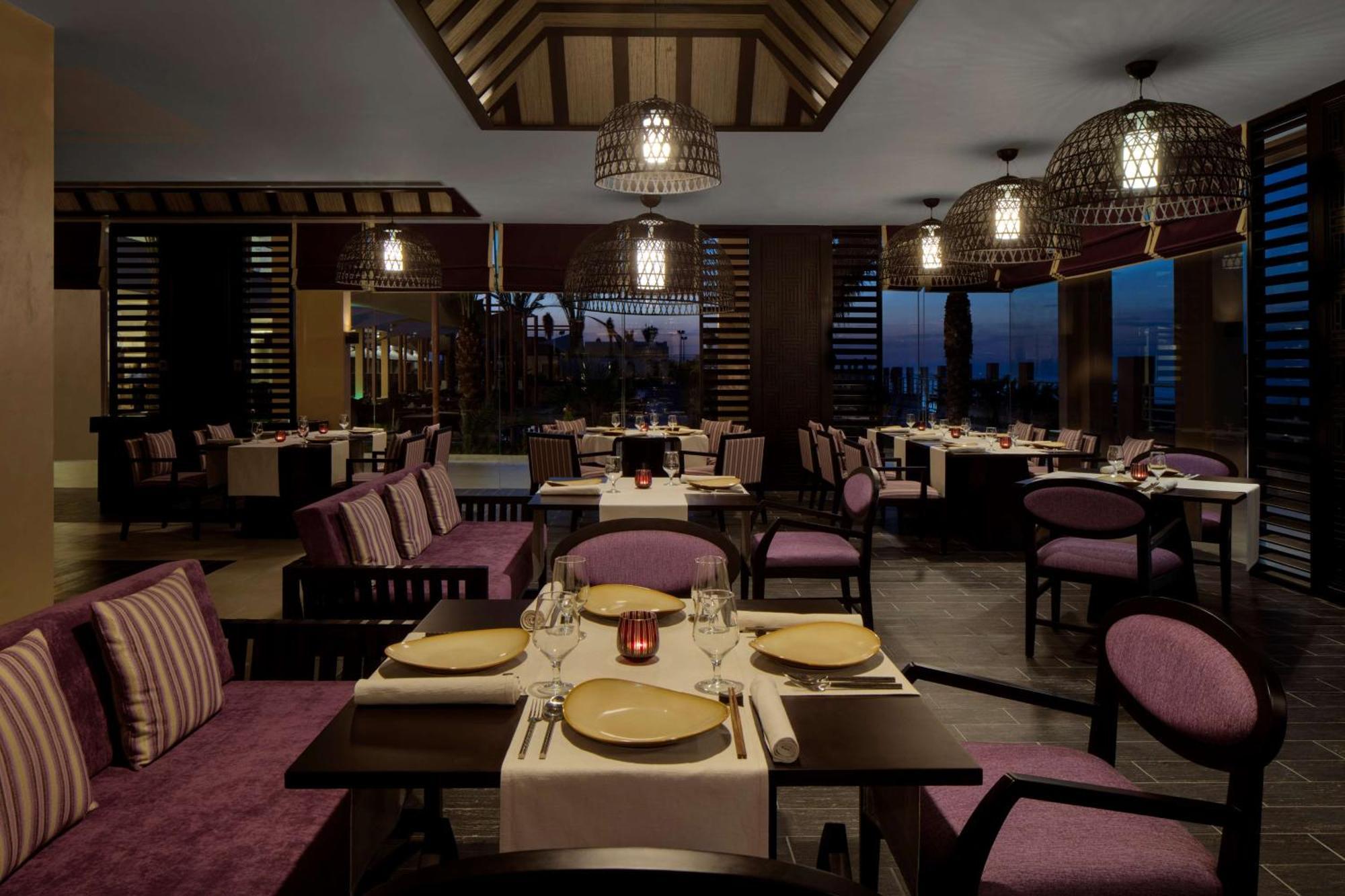 Radisson Blu Hotel & Resort, Sohar Εξωτερικό φωτογραφία The restaurant