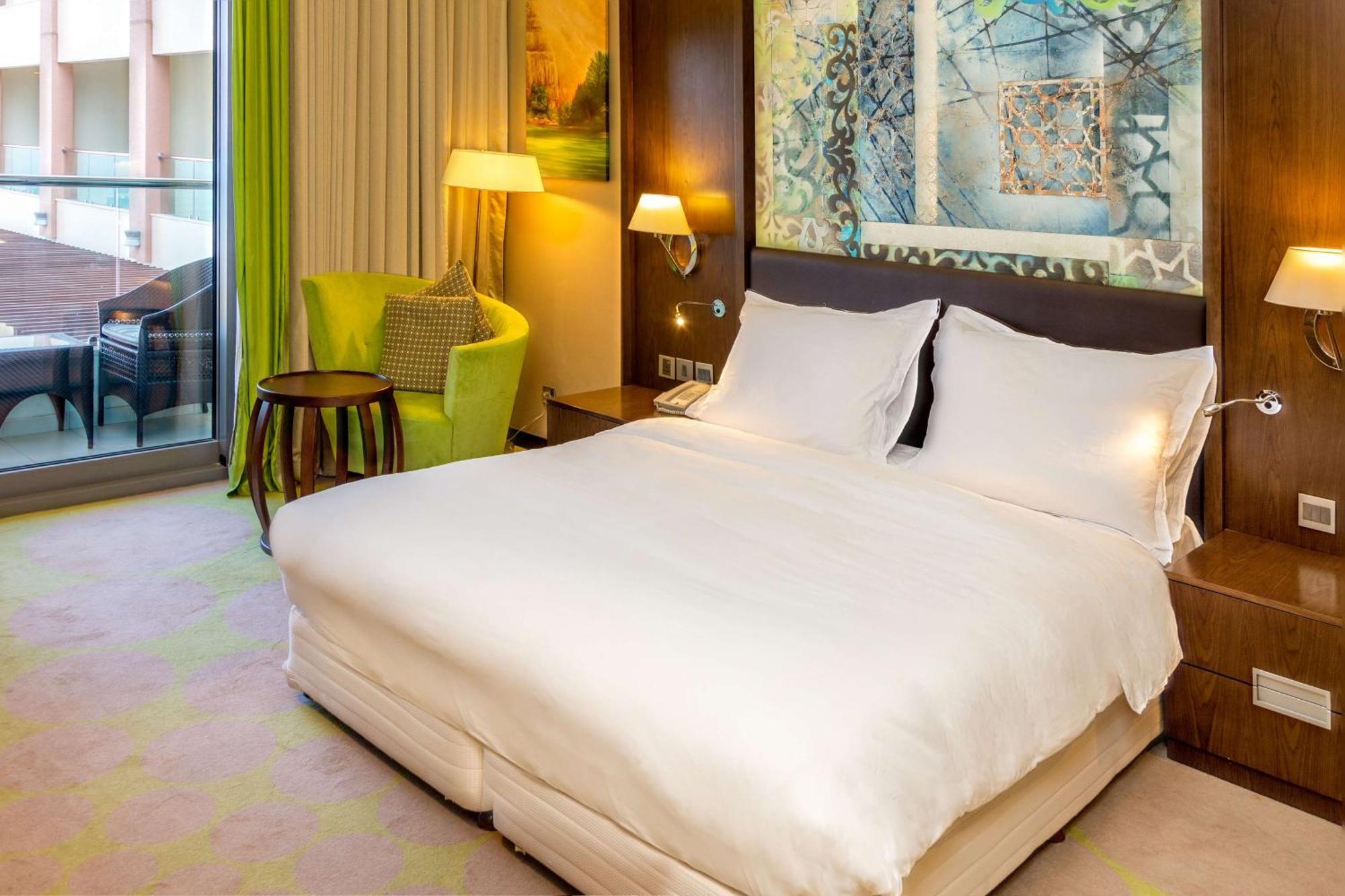Radisson Blu Hotel & Resort, Sohar Εξωτερικό φωτογραφία A room at the hotel
